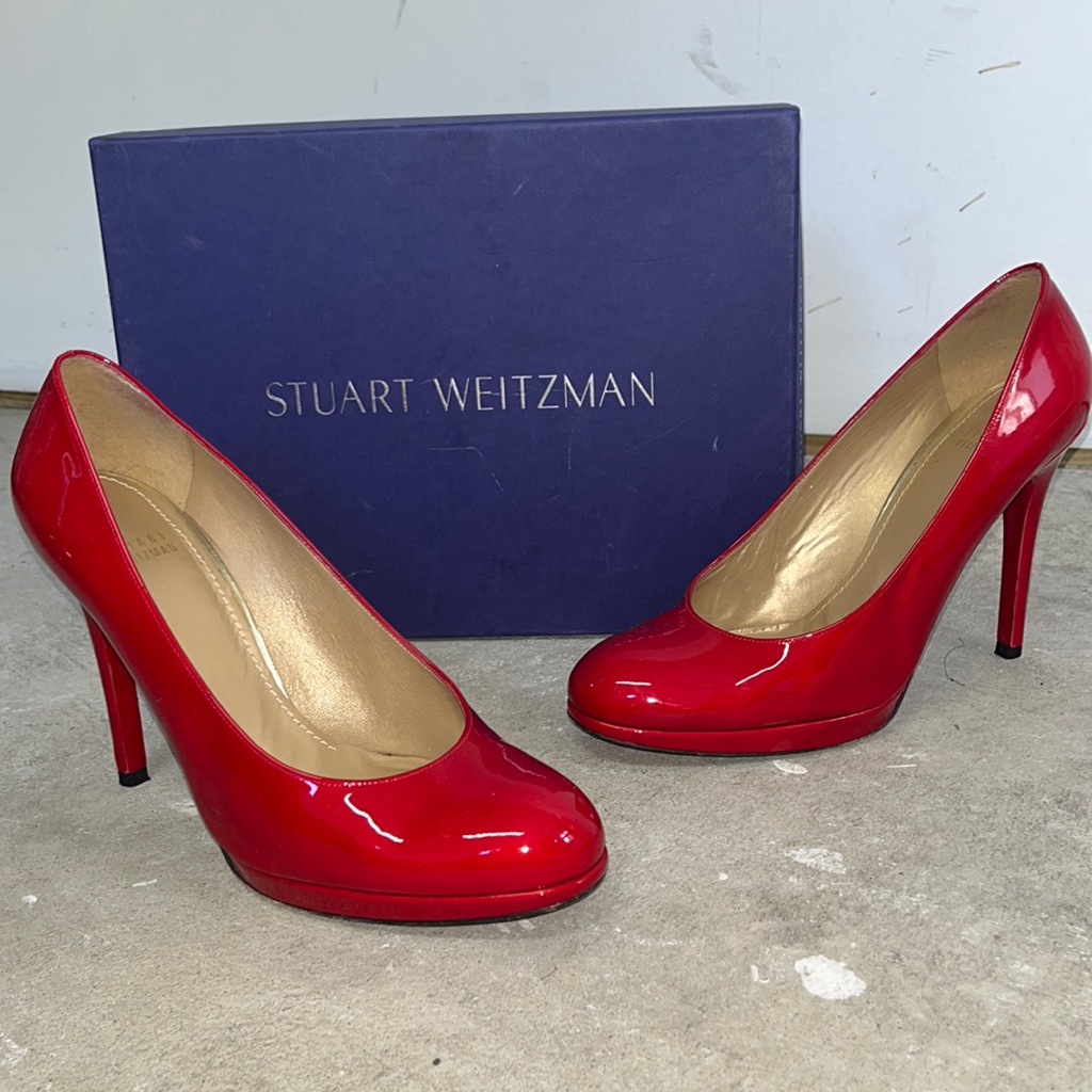 Stuart Weitzman Women's Red Patent Leather Platswoon Pump, Size 10
